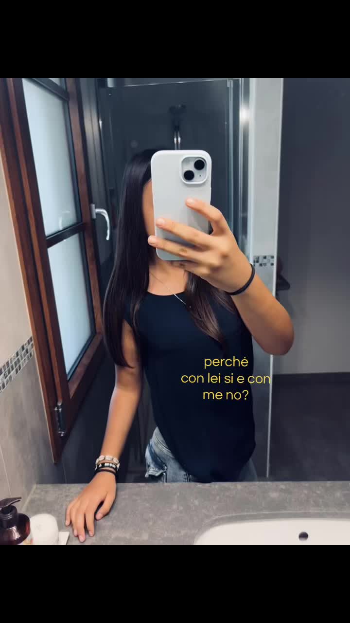 @sconosciuta