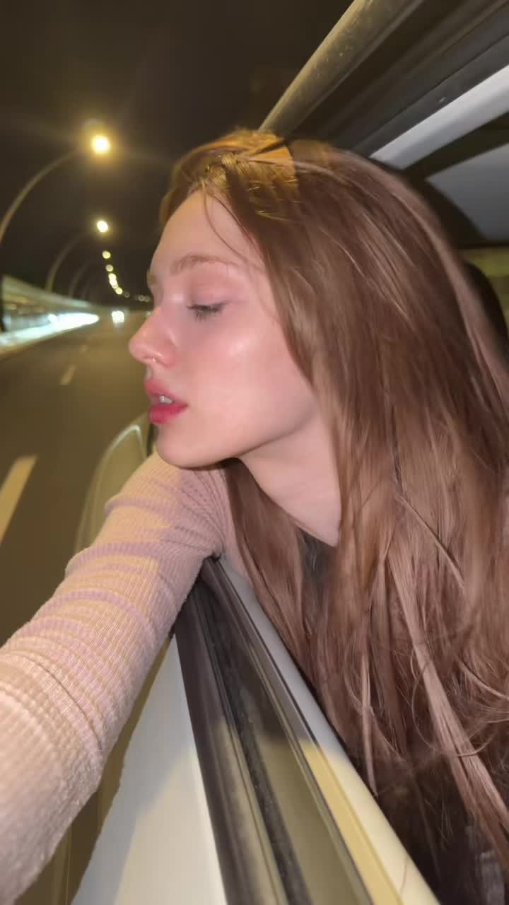 @MarisaLeona_