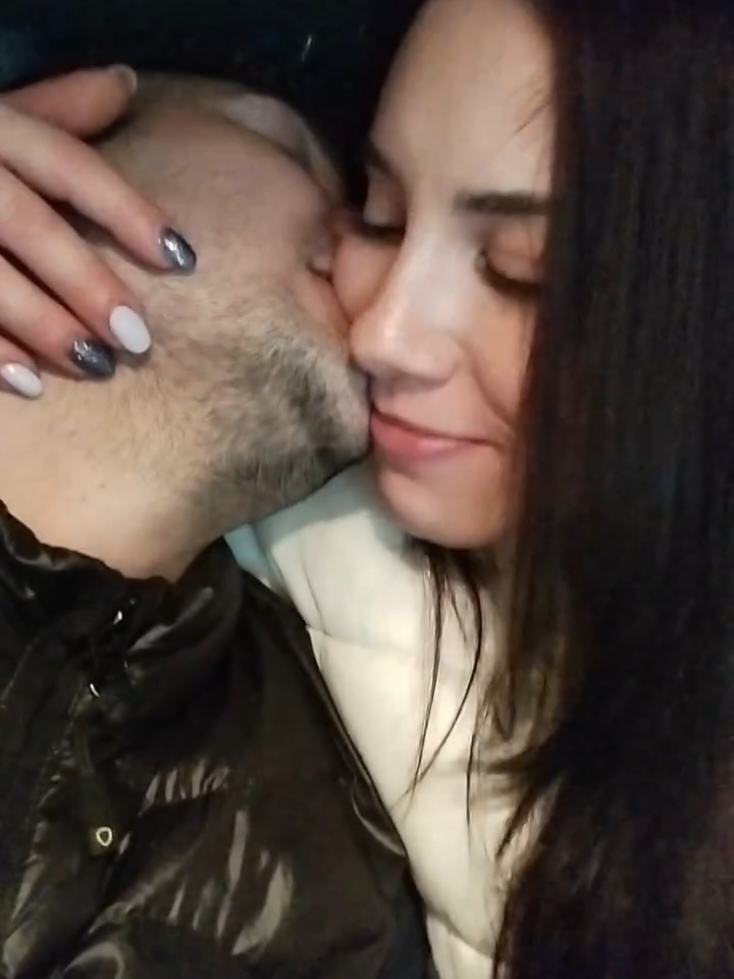 @robertaaaa1998