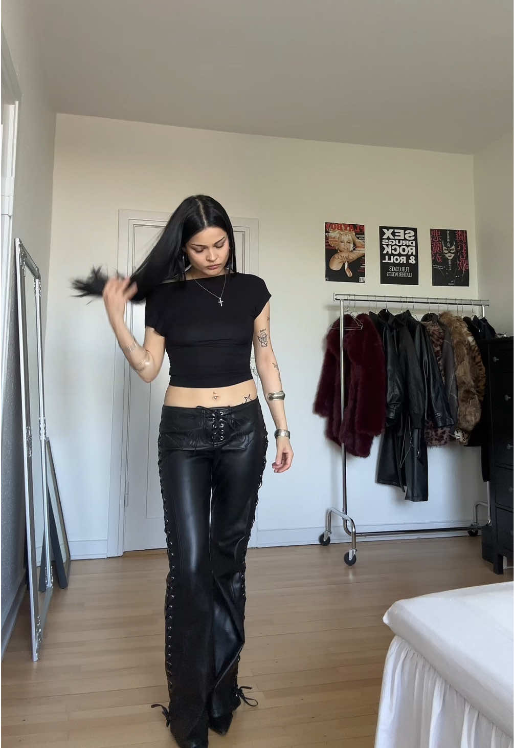 @nadja farah