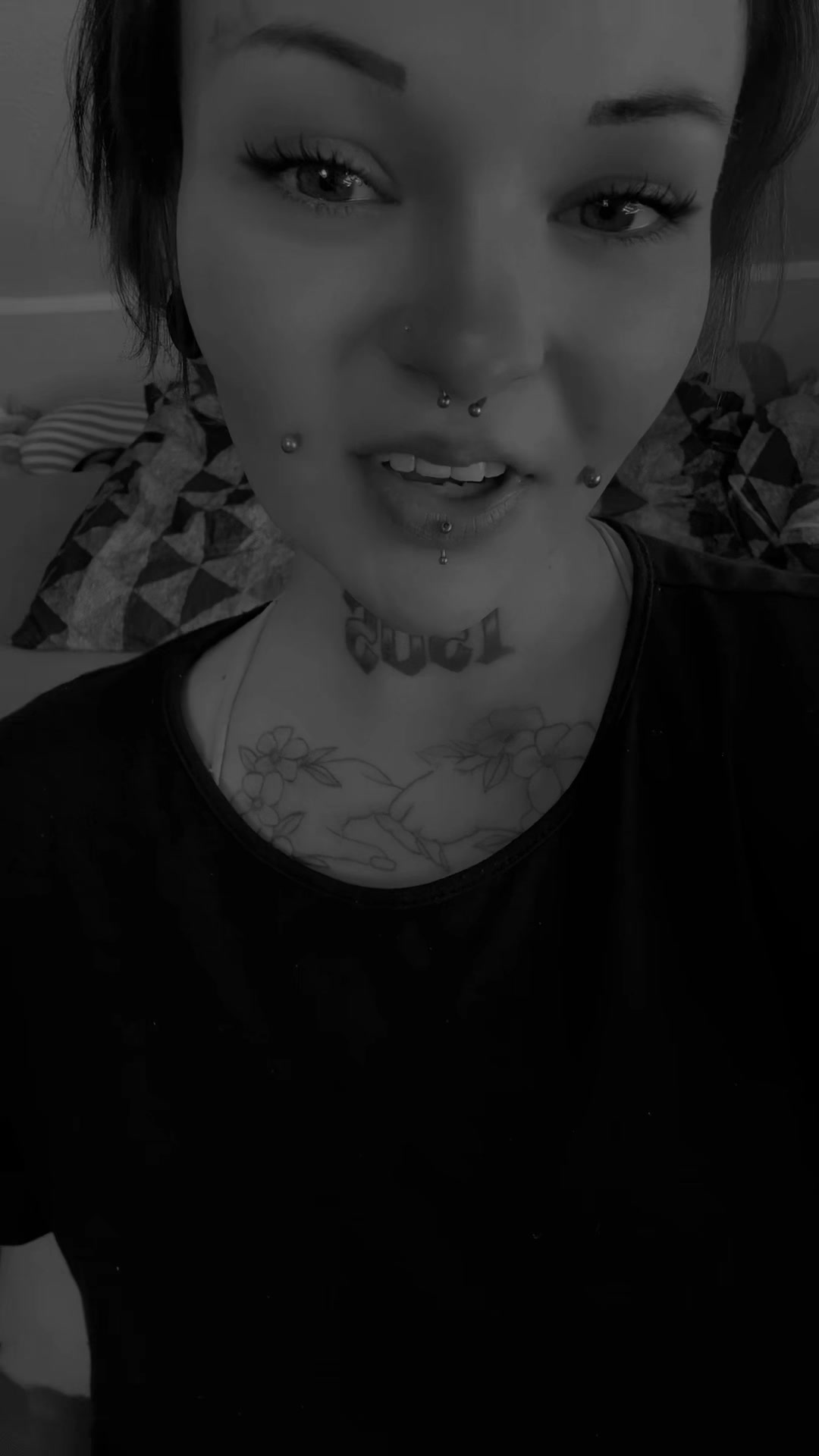 @𝓛𝓪𝓾𝓻𝓪🌹🖤