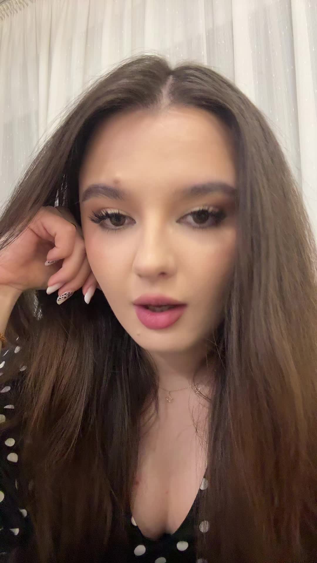 @𝐌𝐄𝐃𝐀𝐍𝐀🎙️