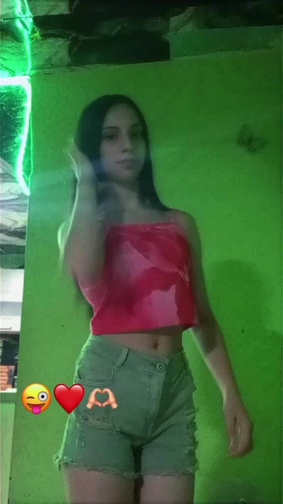 @𝓡𝓪𝓵𝓾𝓬𝓪💋🖤