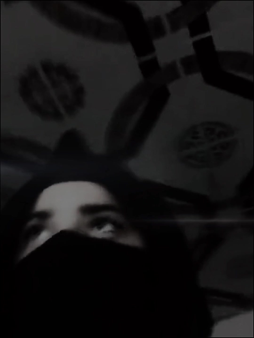 @COMRADE 🌘