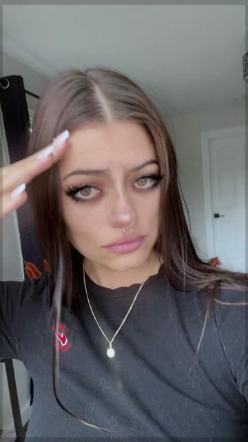 @numinousnicoletteee