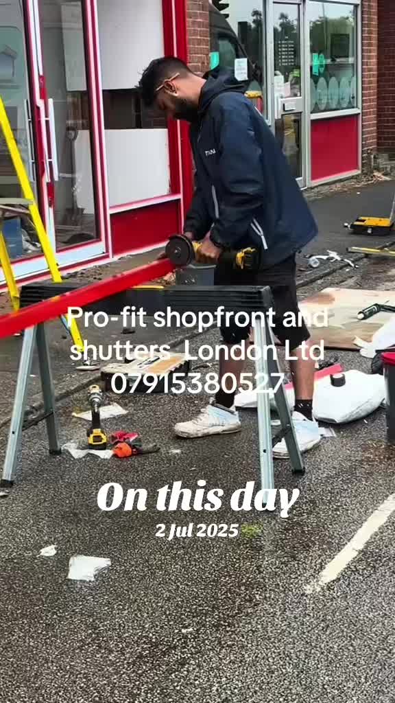 @Pro-shopfront.co.uk