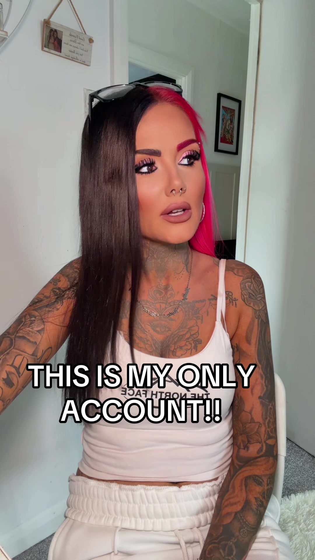 @𝐼𝓃𝓀𝑒𝒹_𝓂𝒶𝓂𝒶𝟥𝟨 🖤💗