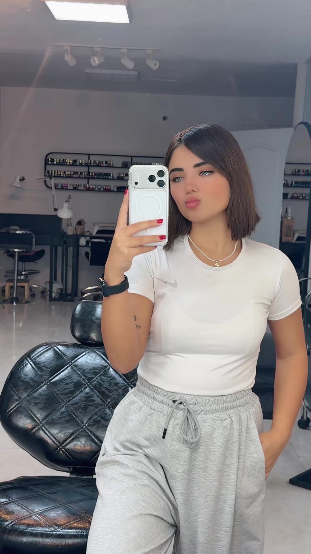 @manashakibi