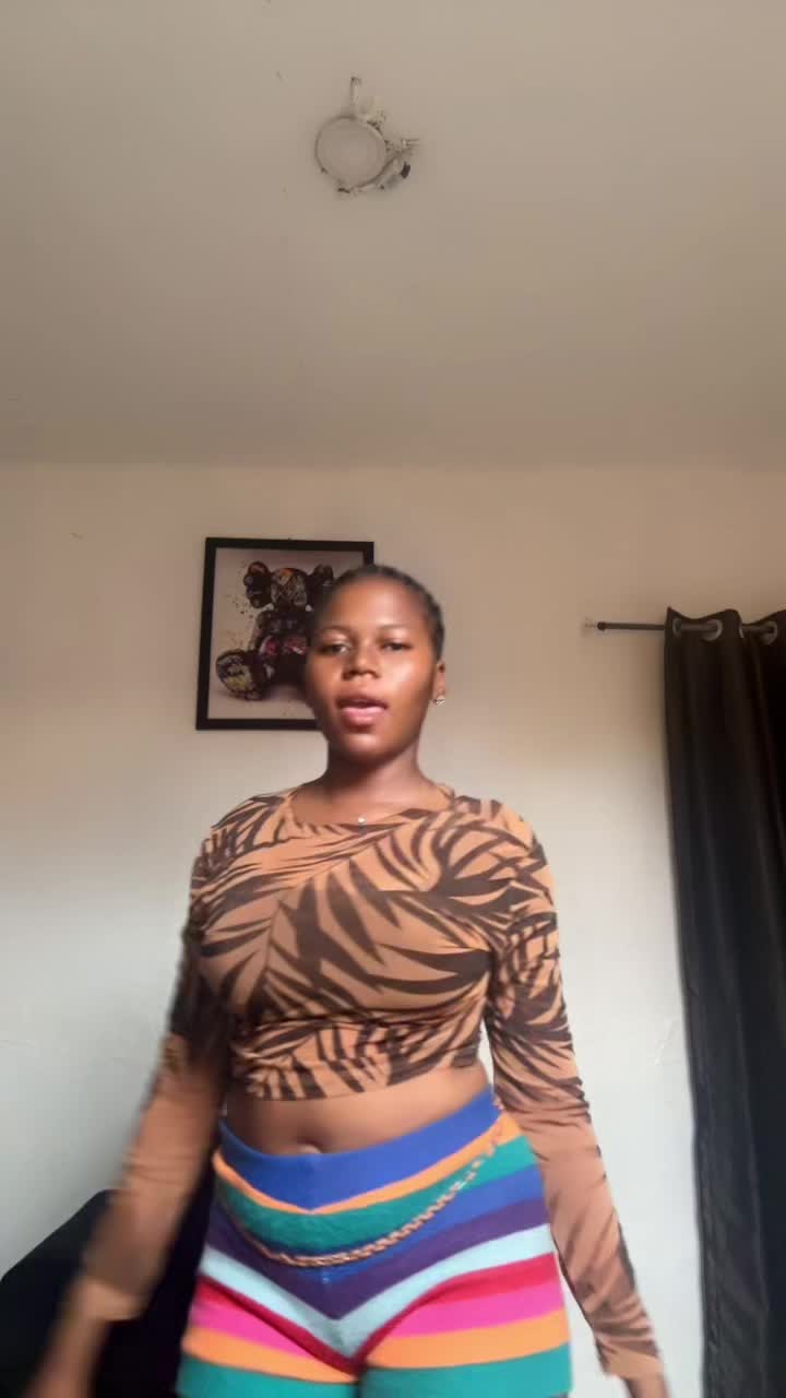 @EMMANUELLA🧚🧚🏼♂️