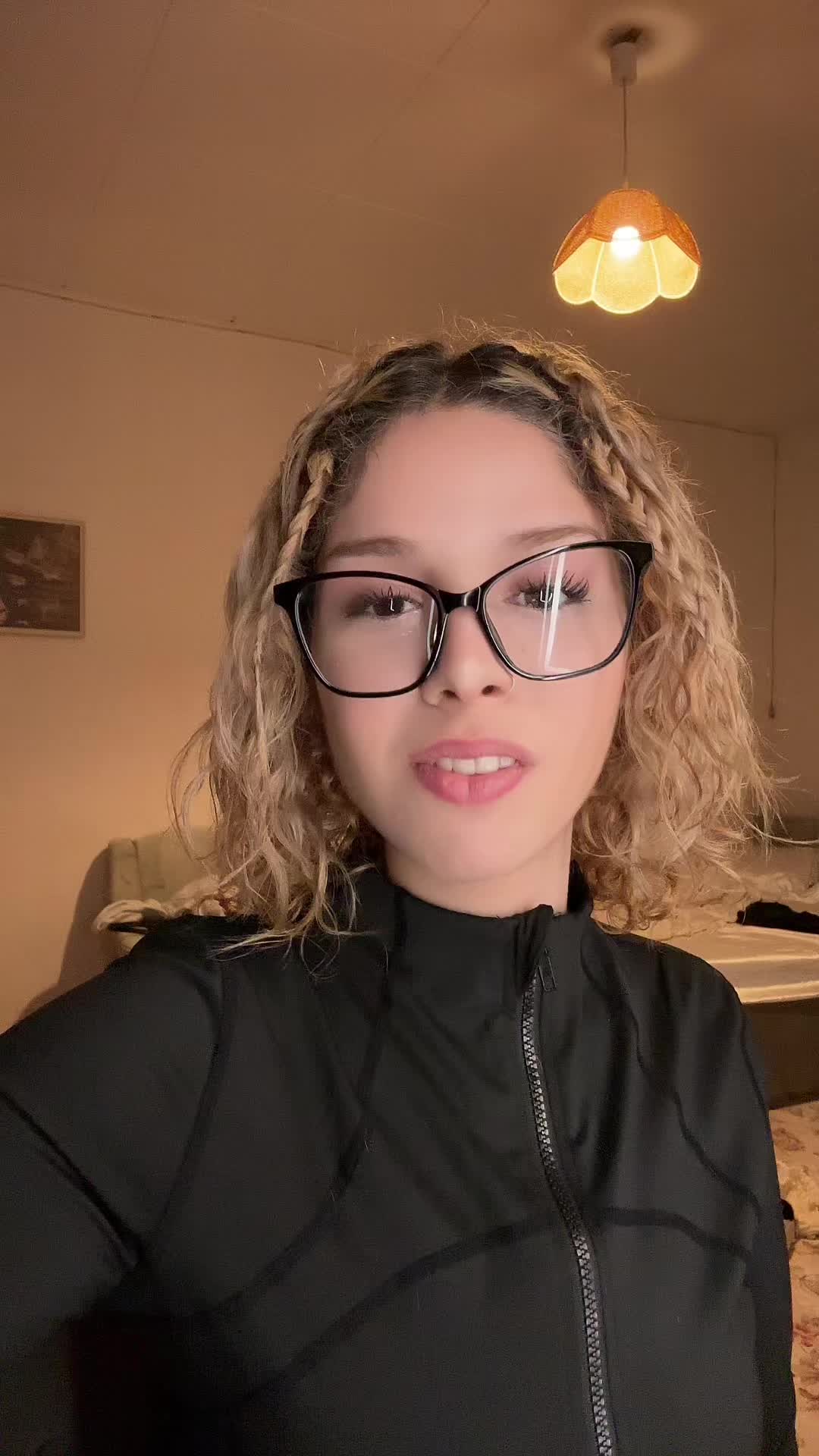 @elisa naz