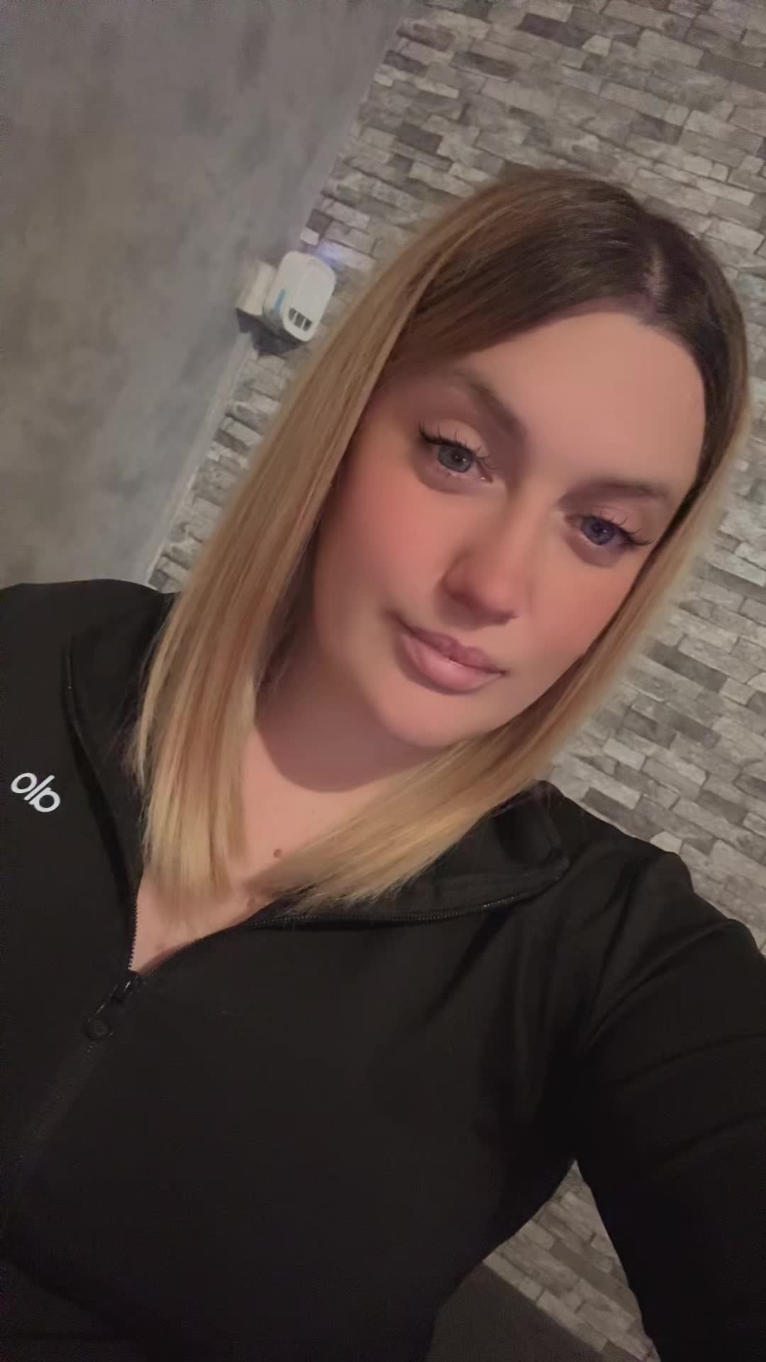 @𝑨𝒍𝒊𝒔𝒔𝒐𝒏 👛