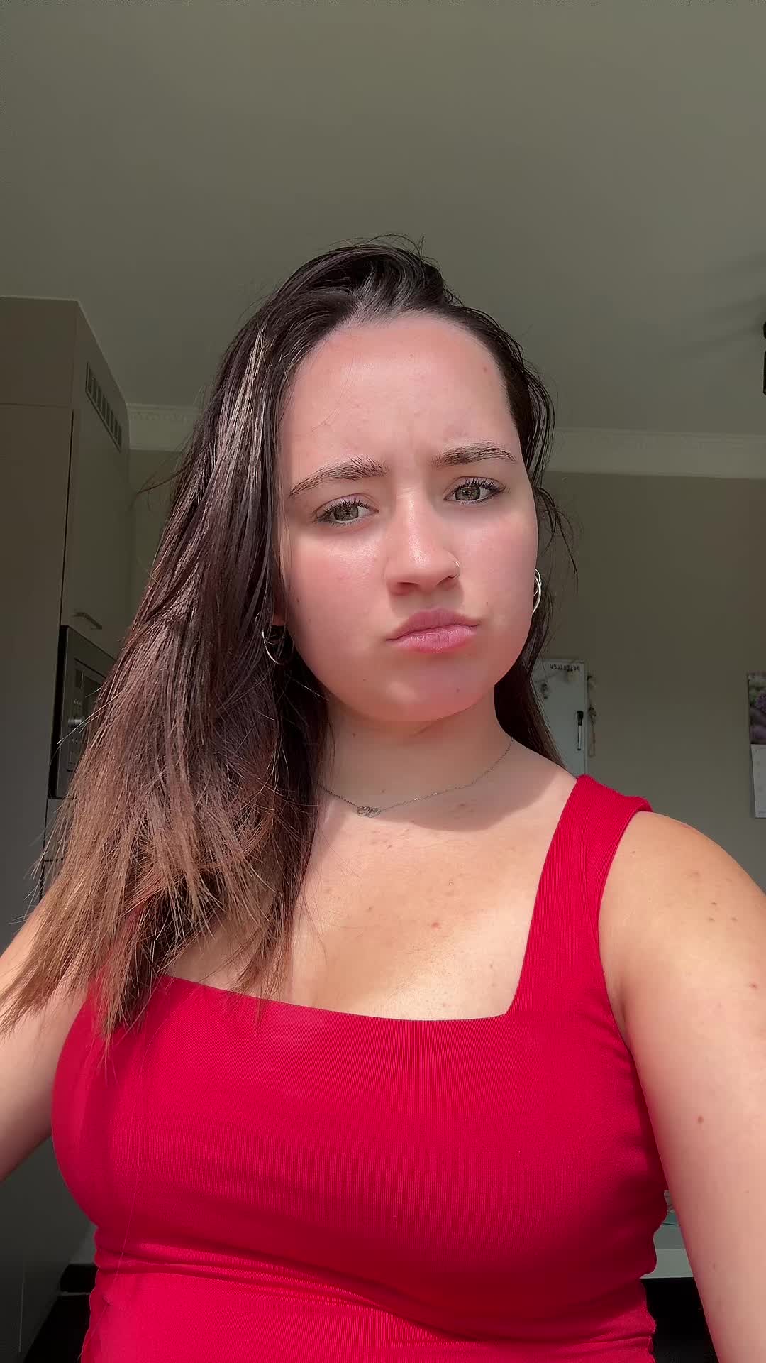 @Demi