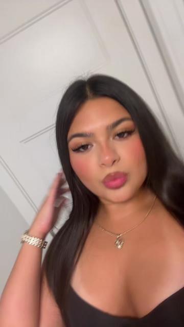 @Valentina