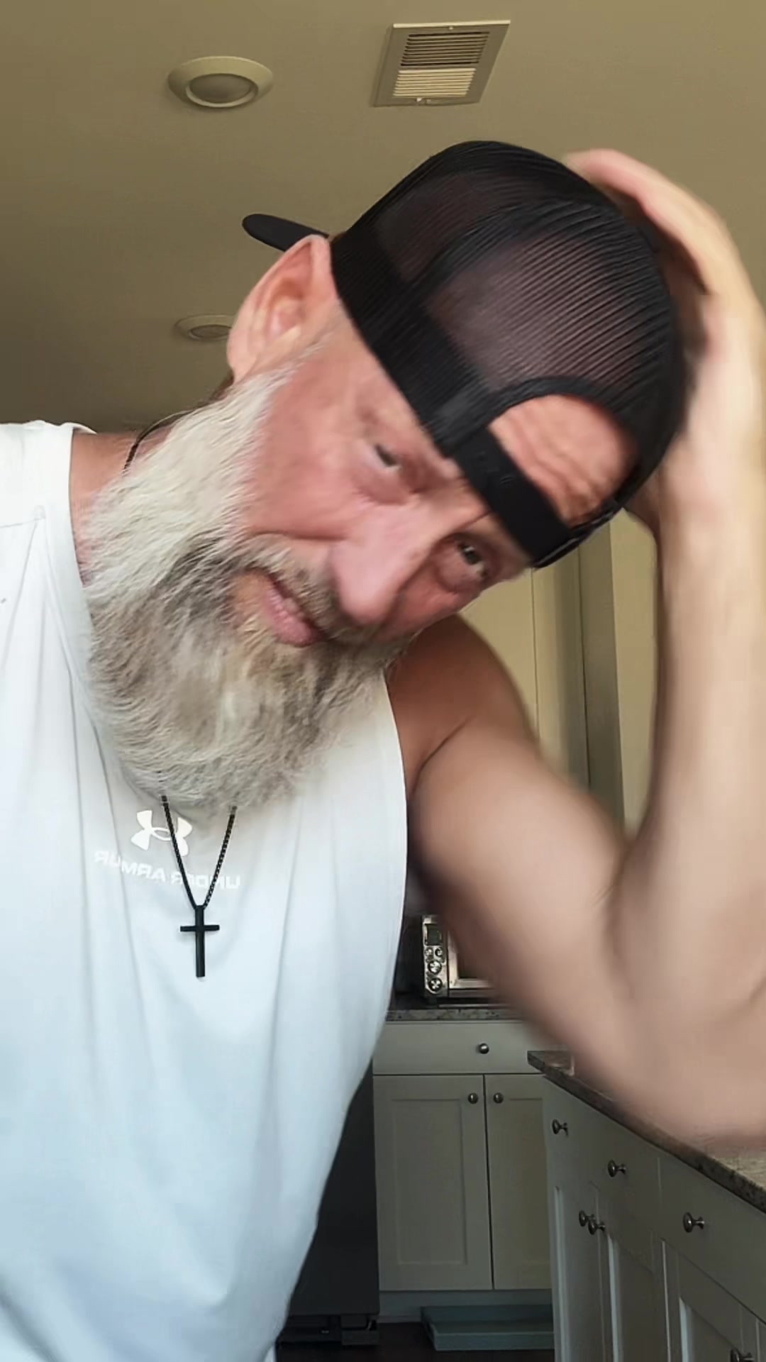 @bearded_bee