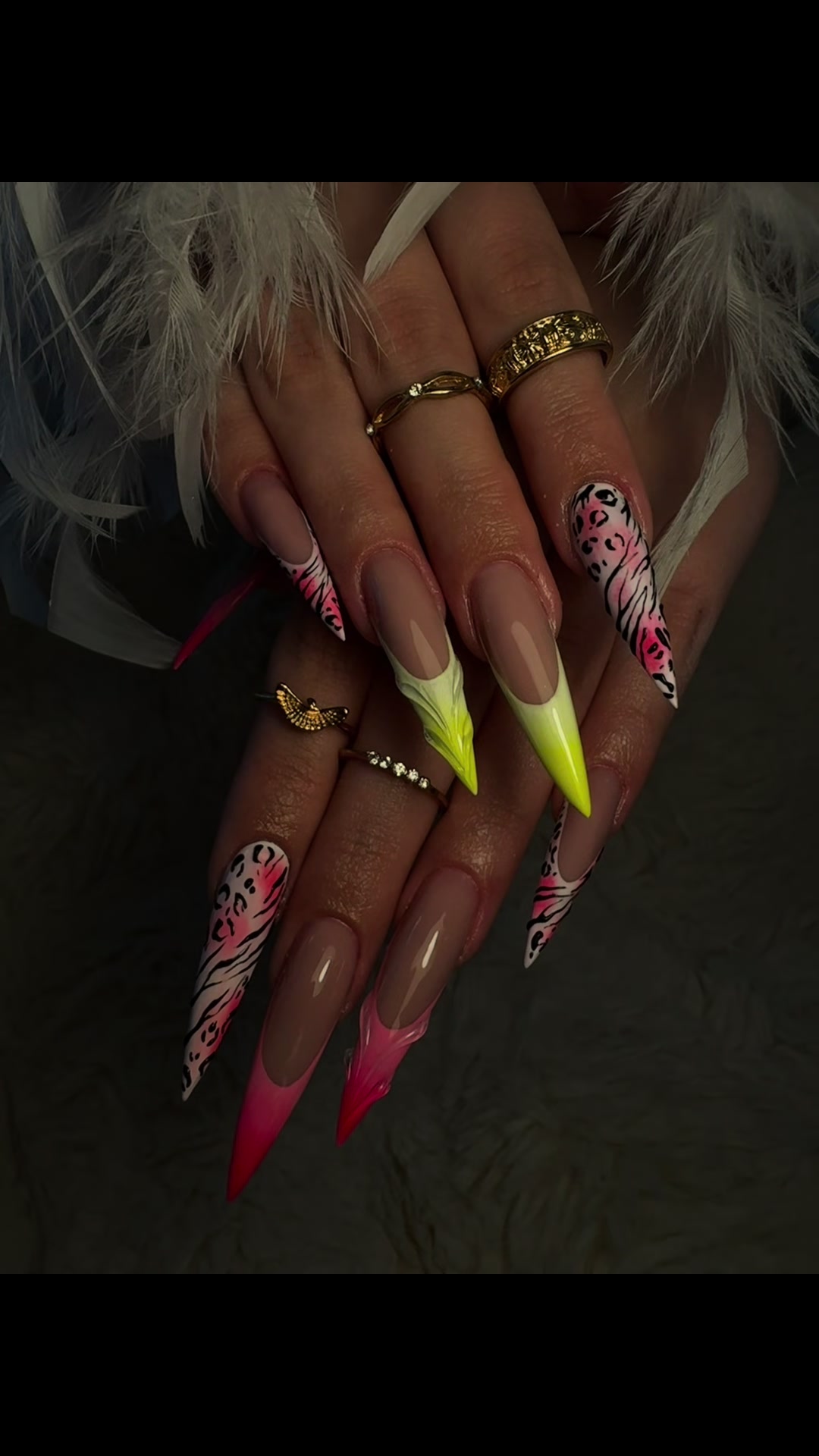 @Nailfreakz by Jen