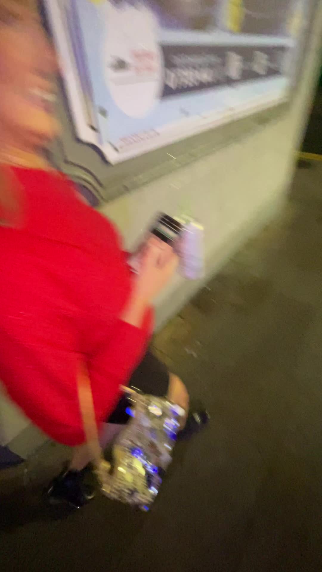 @Bella