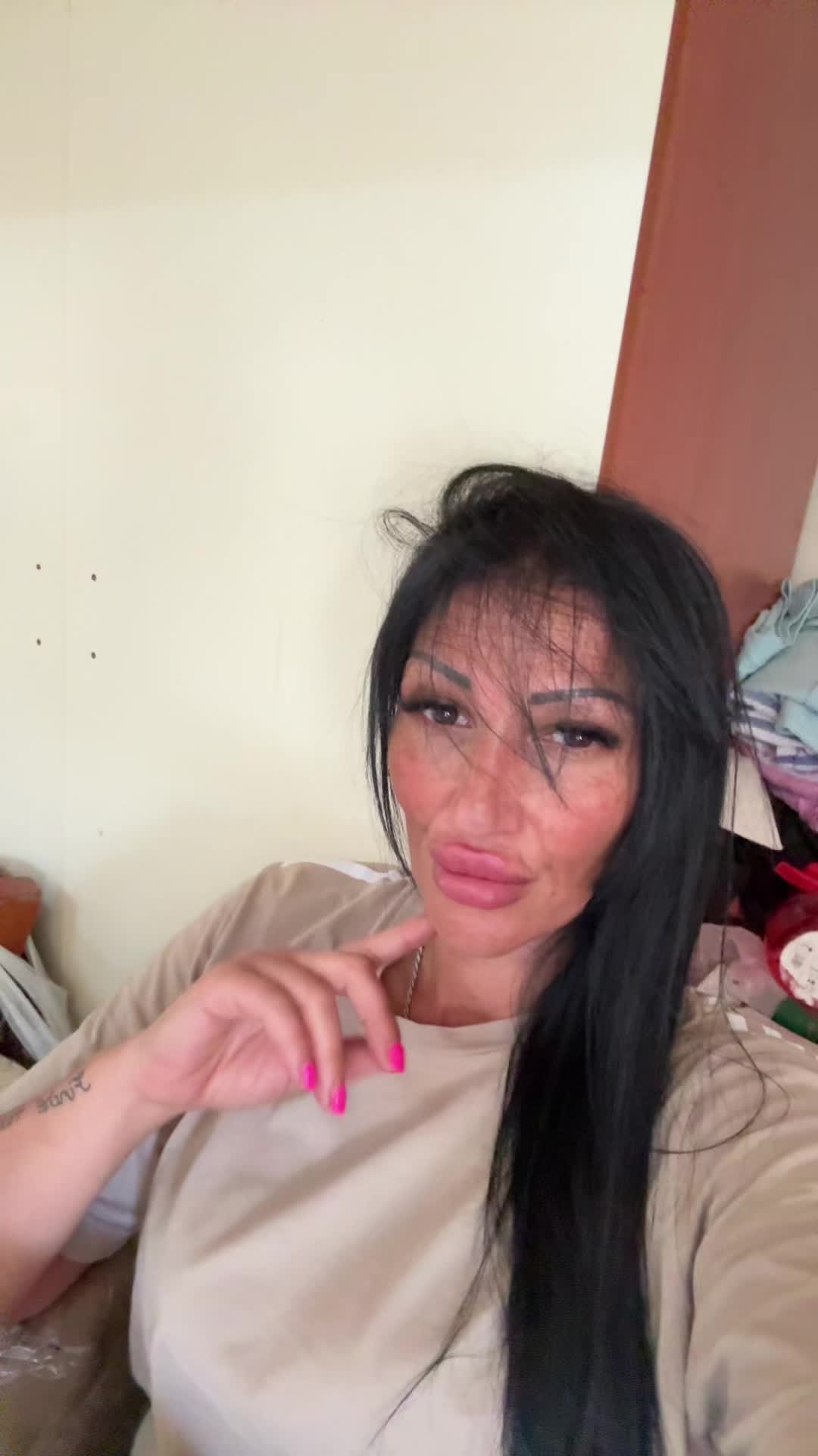 @Anna Macera985