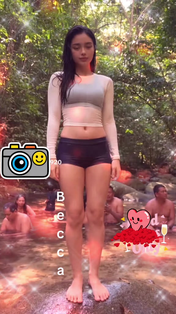 @Becca23601