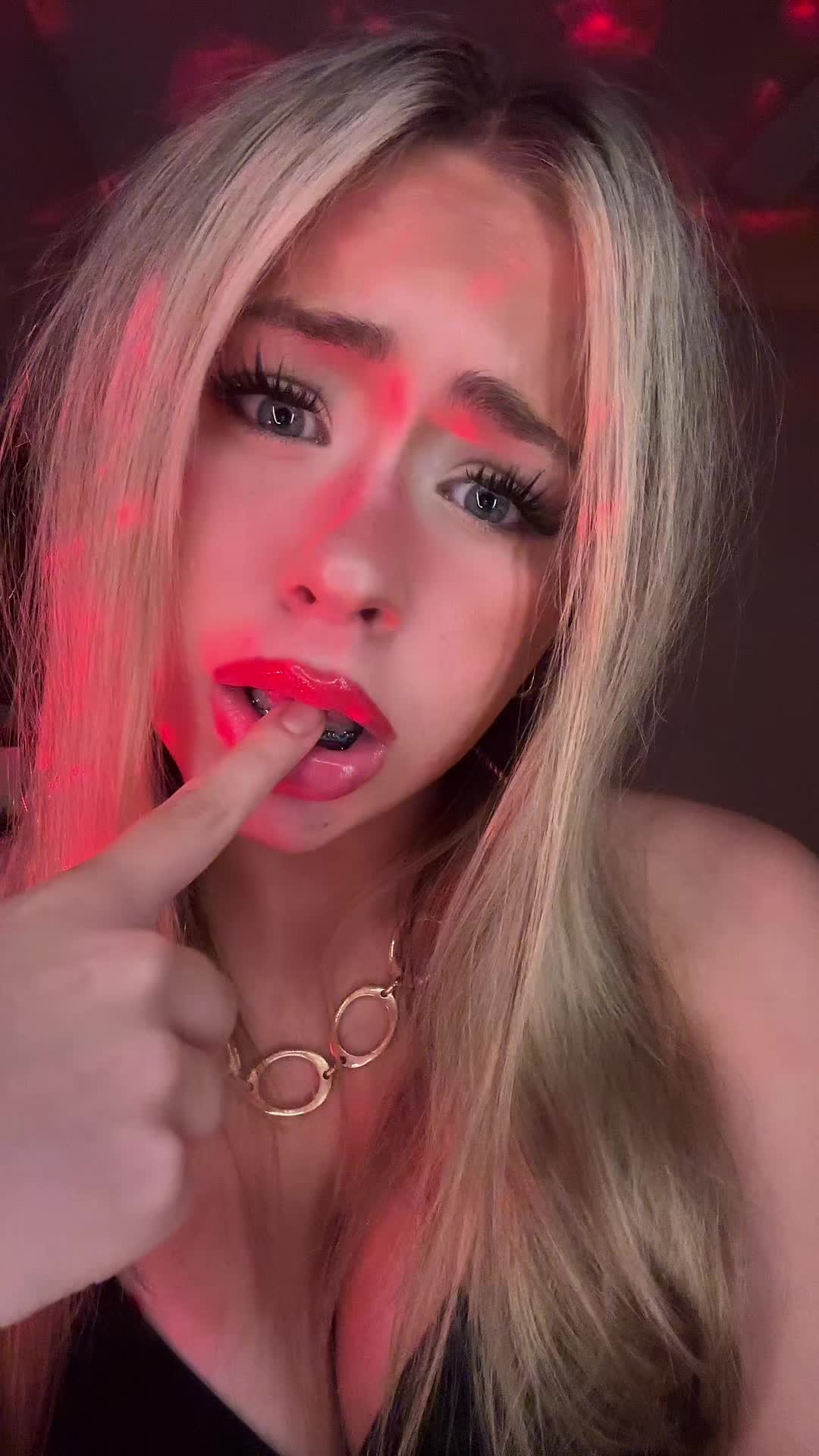 @๐ถ๐น๐ถ๐ฟ๐๐ ๐ง๐ผโ๏ธ๐