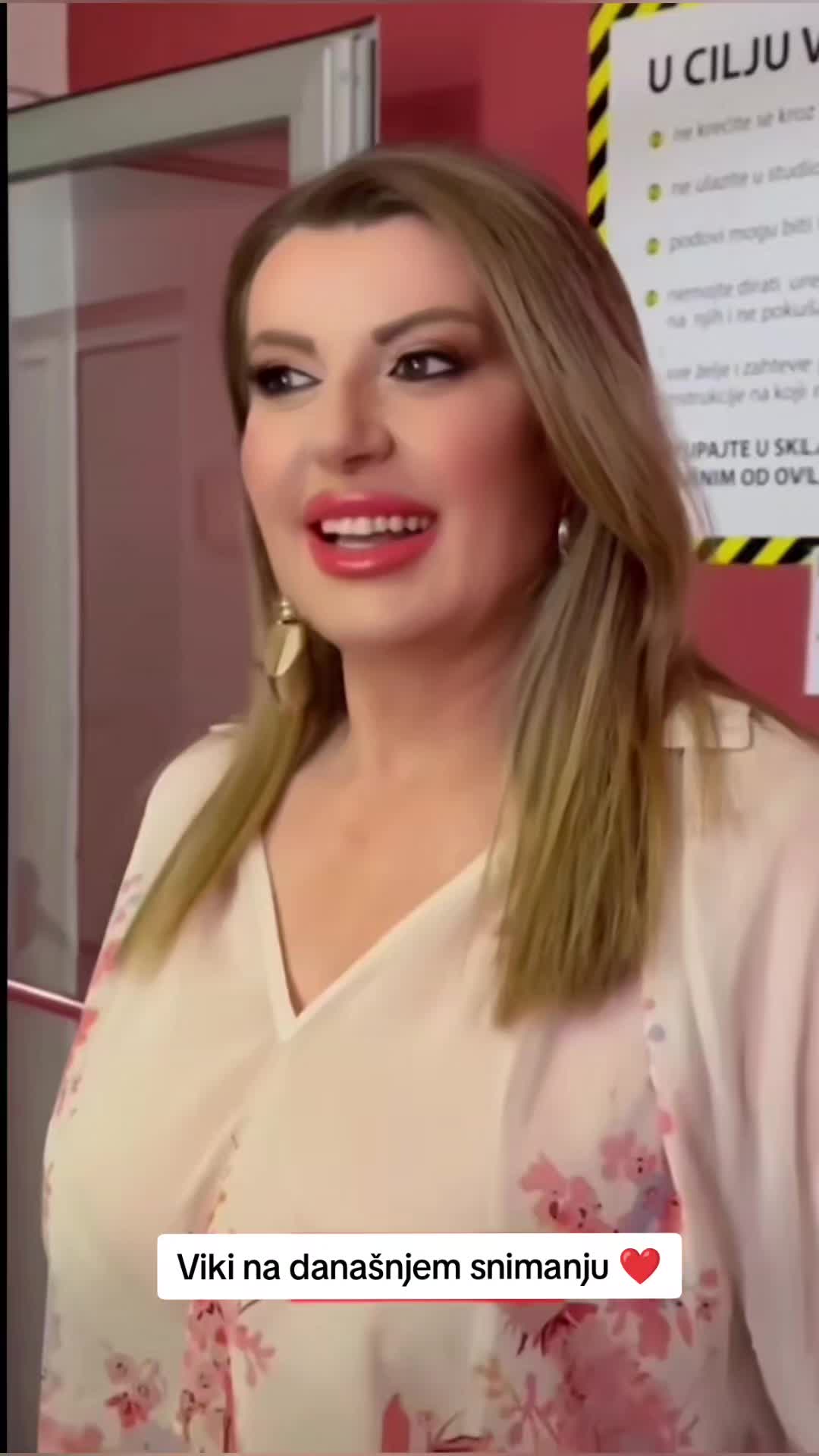@menelosedobrozna