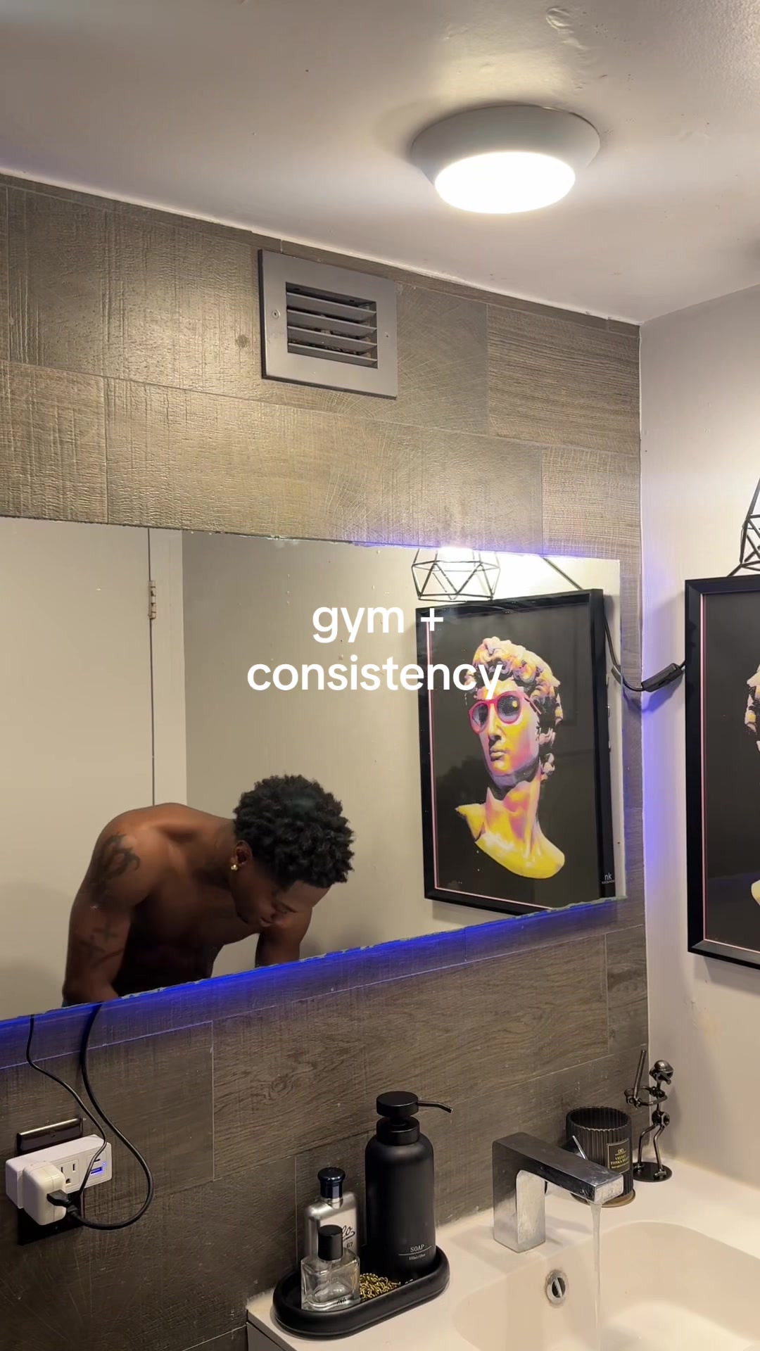 @LARENTAE