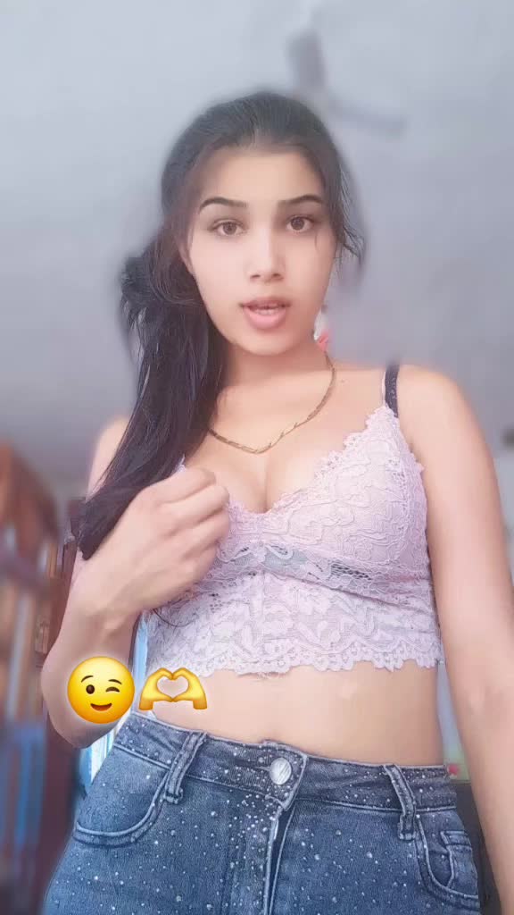 @🐝