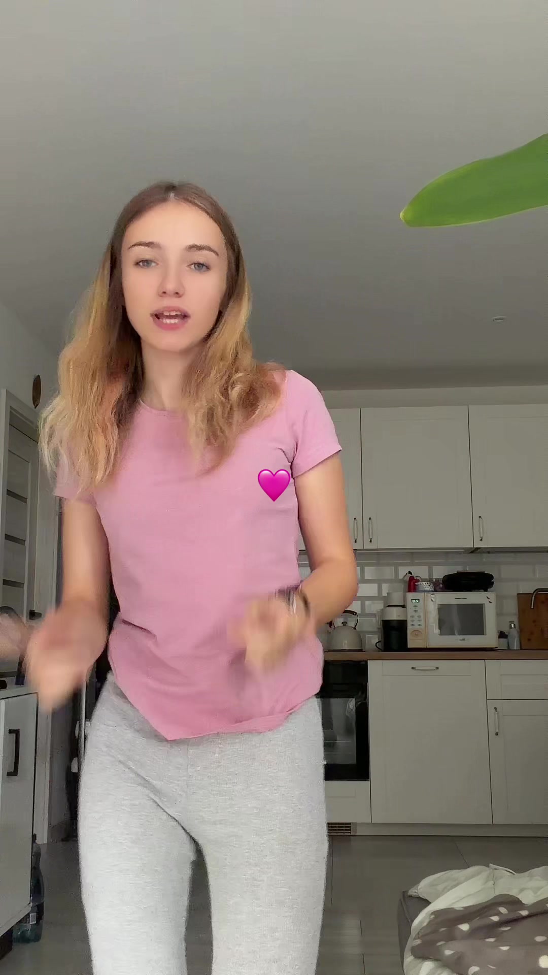 @Asiunia