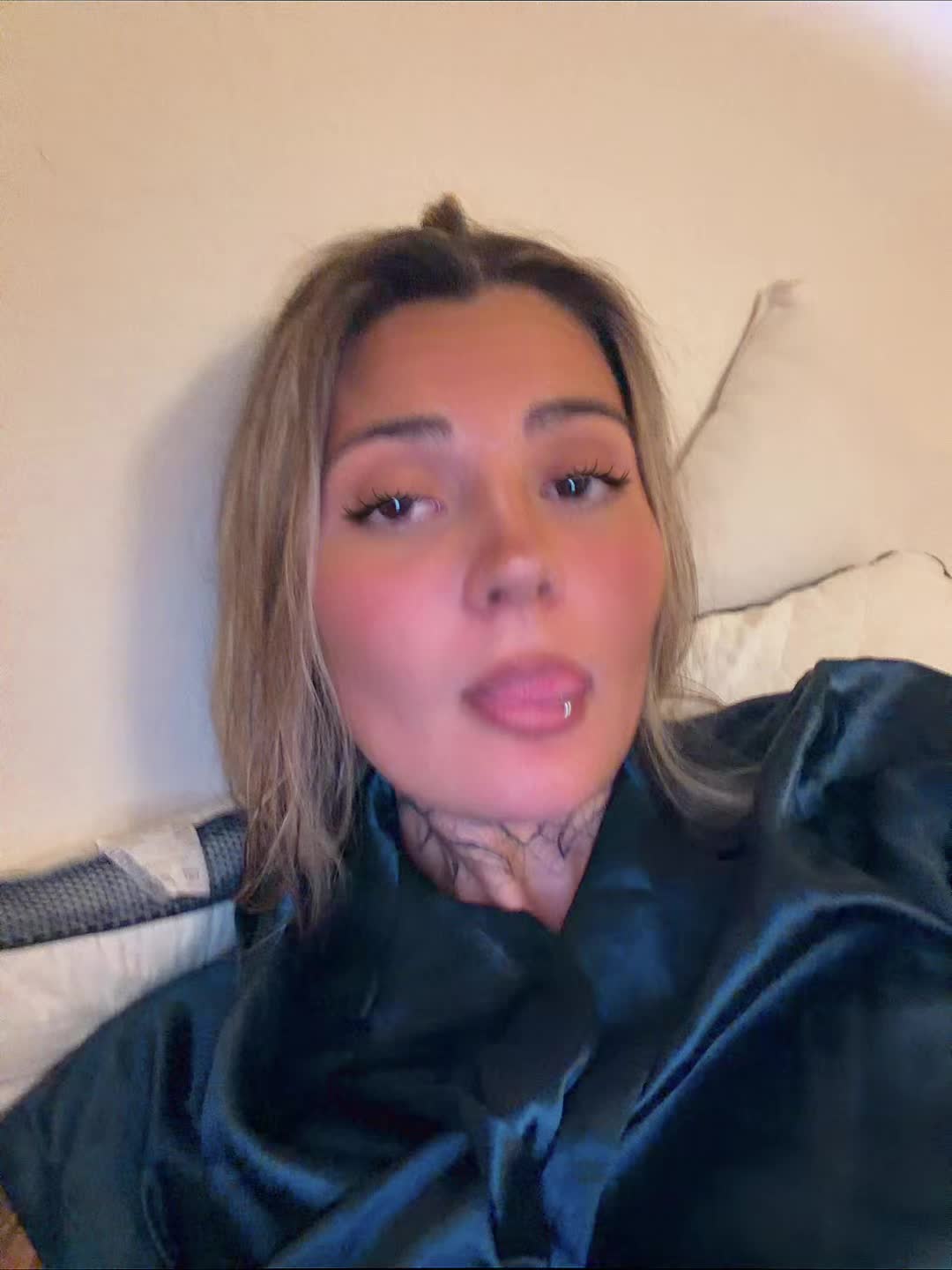 @Bianca 🤎