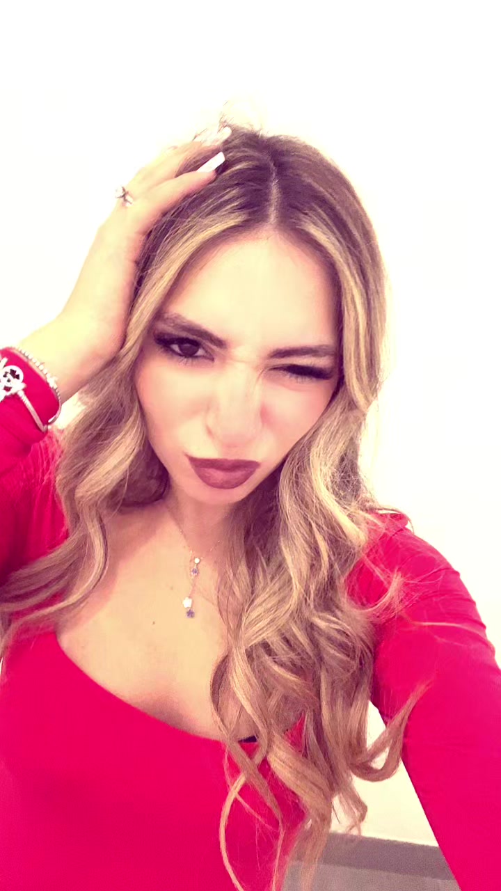 @𝔢𝔩𝔢𝔬𝔫𝔬𝔯𝔞👸🏼