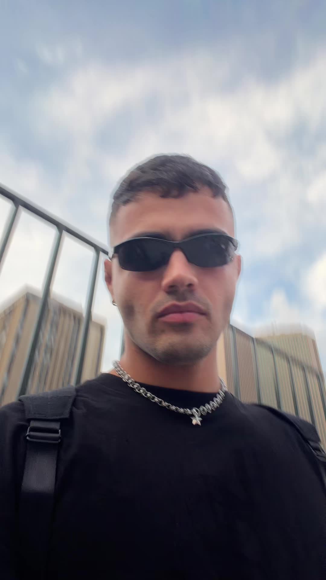 @neeg1n
