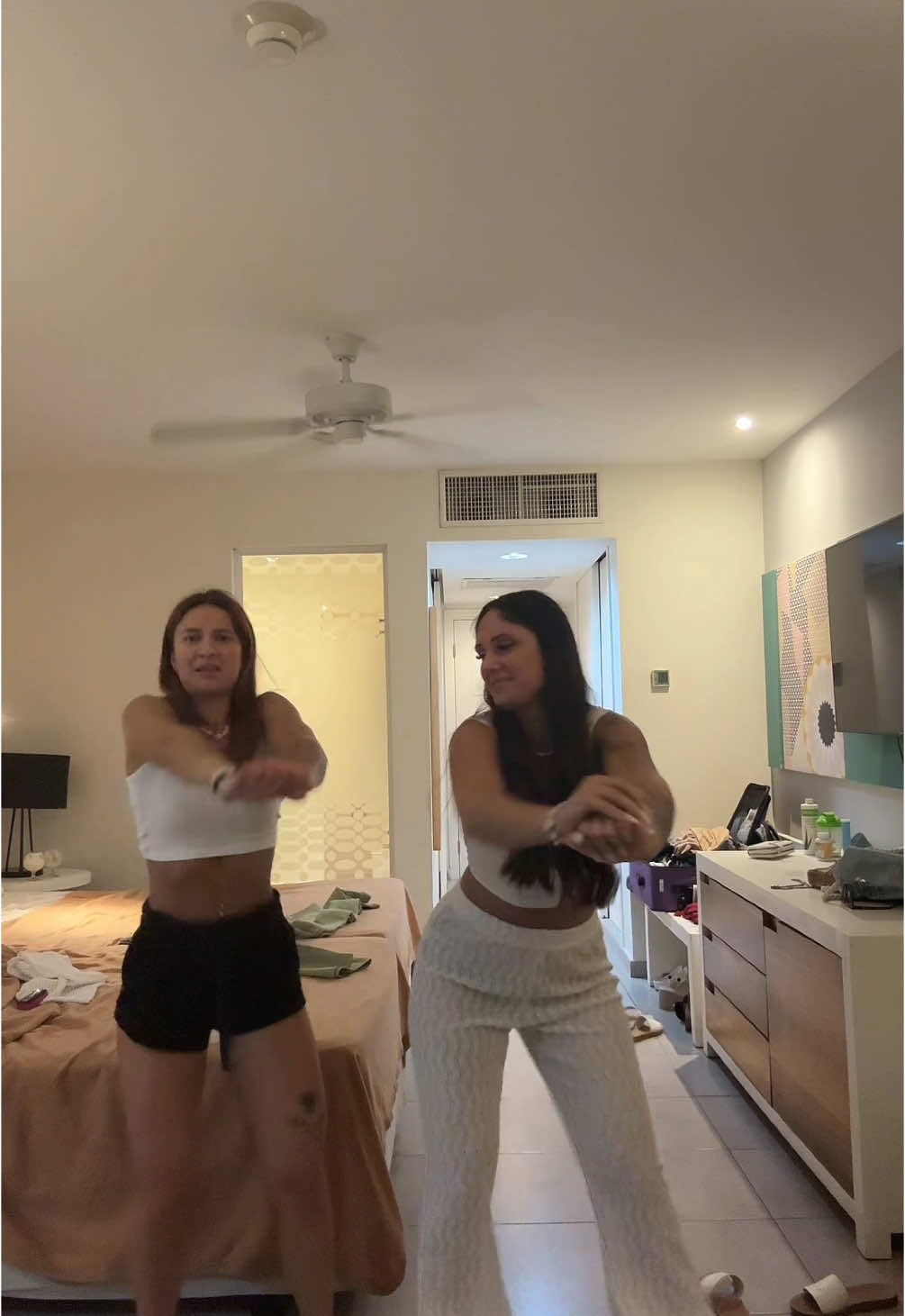 @cassandraf_19