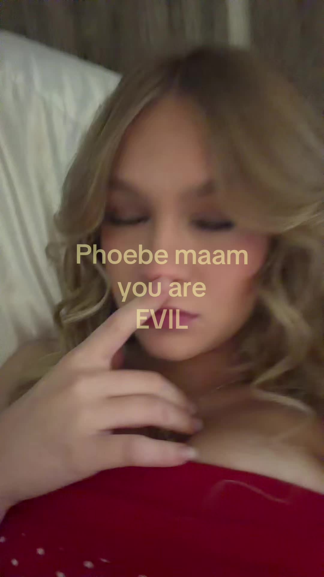 @pinkglitterypinnapple
