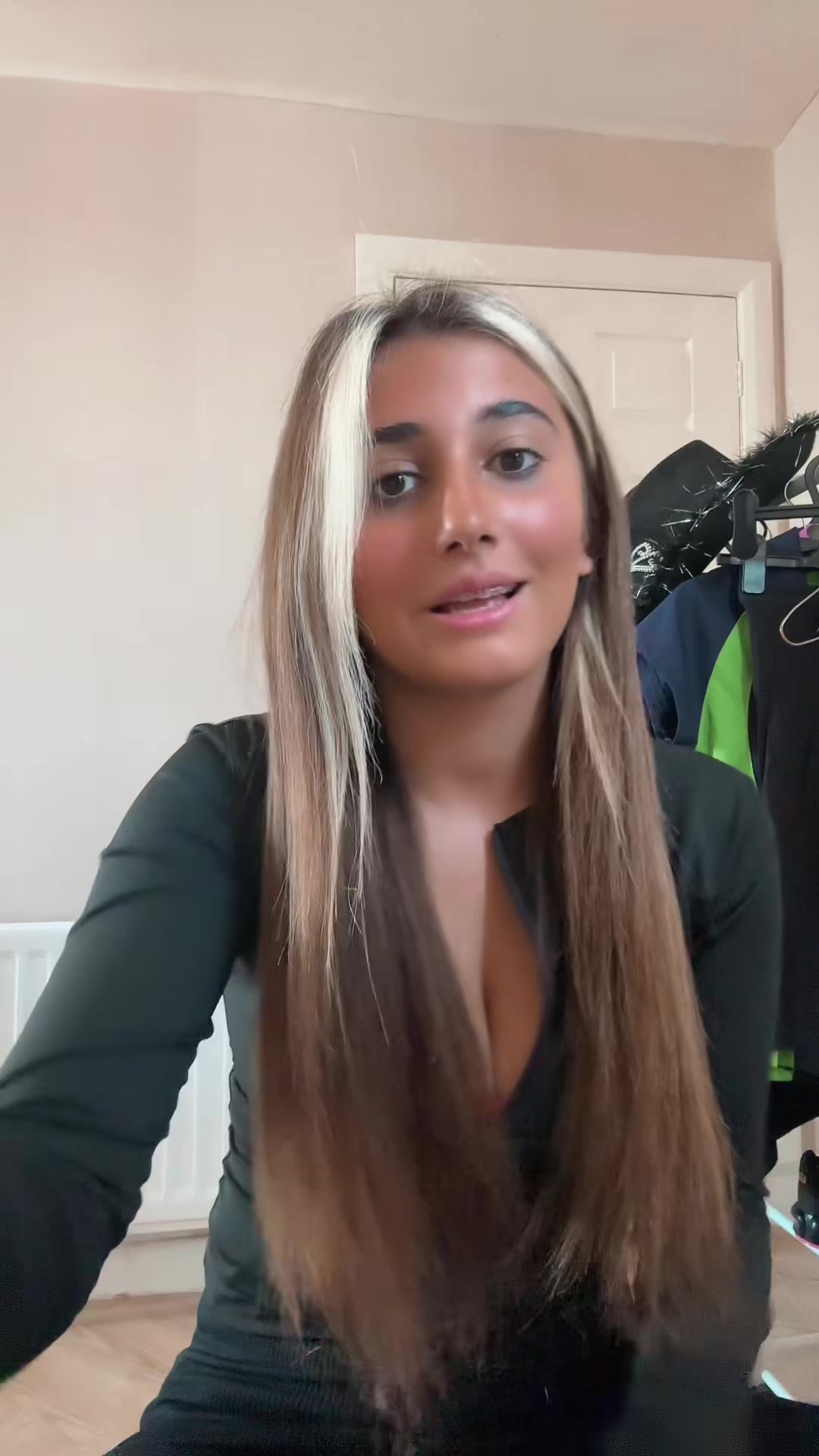 @leylalivexx