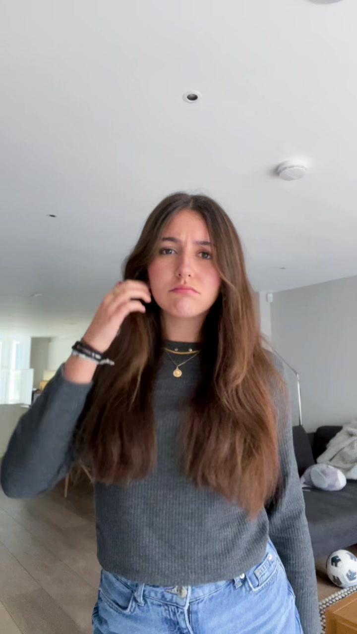 @lolaaa
