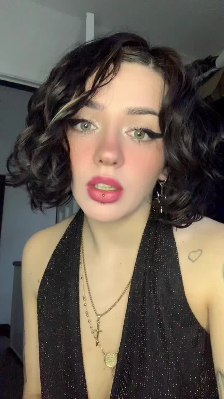 @Dee
