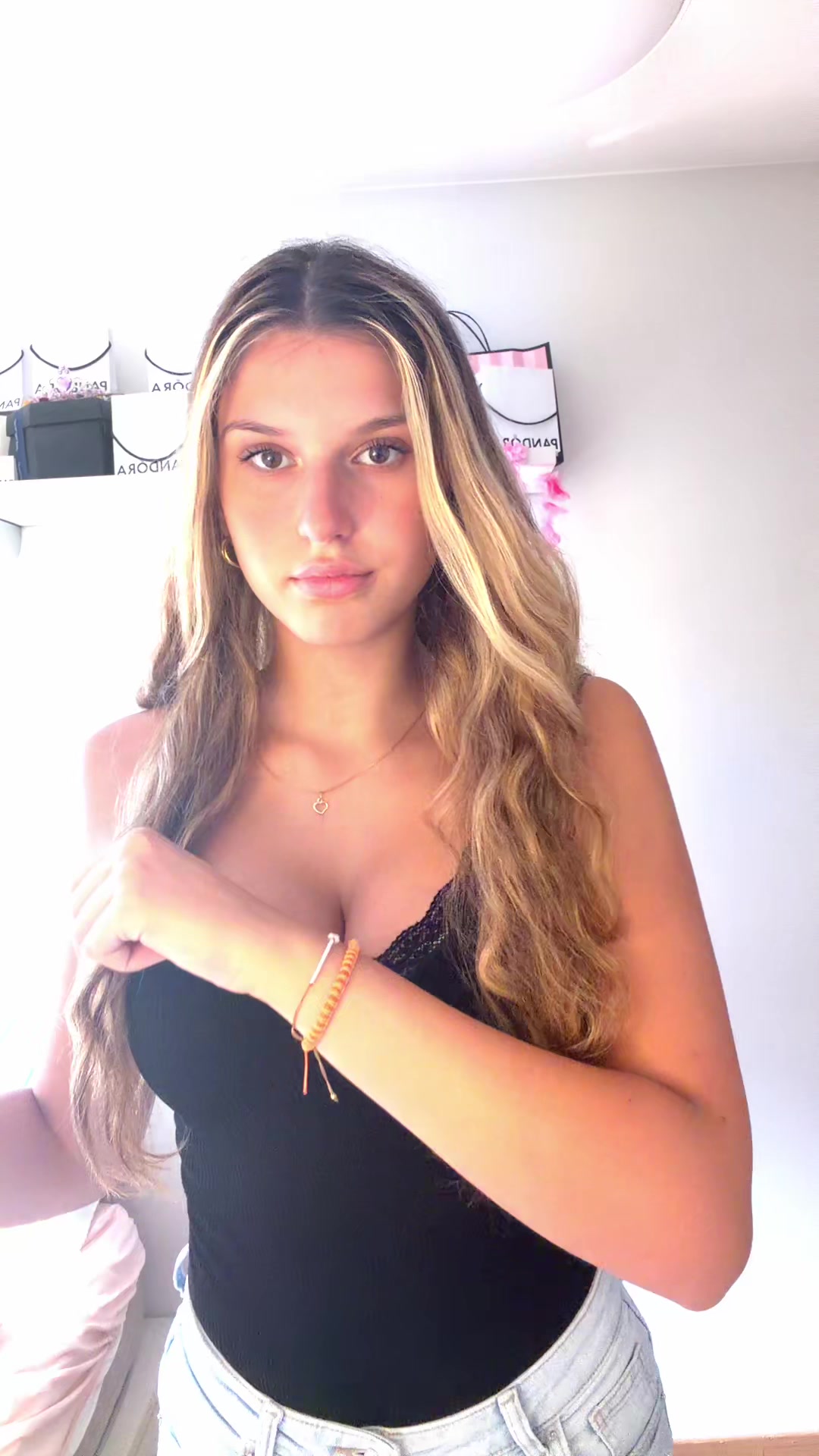 @Noa