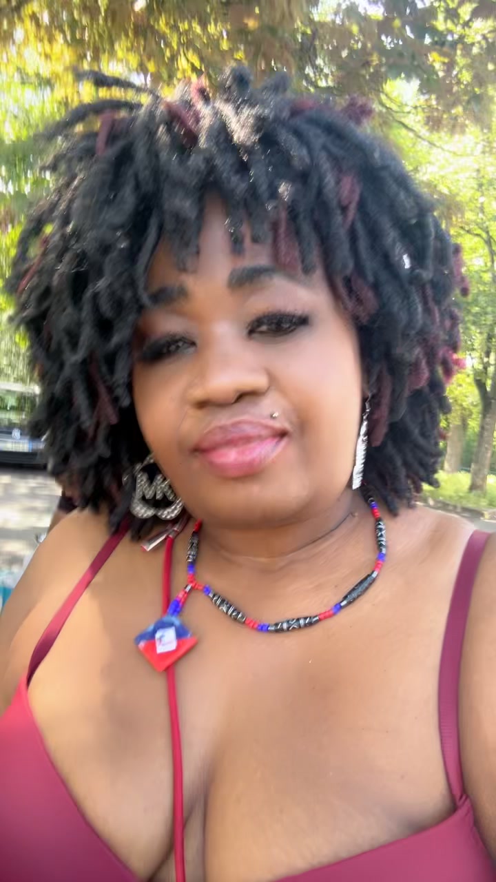 @🇭🇹🇫🇷Nahomie Jean Baptiste