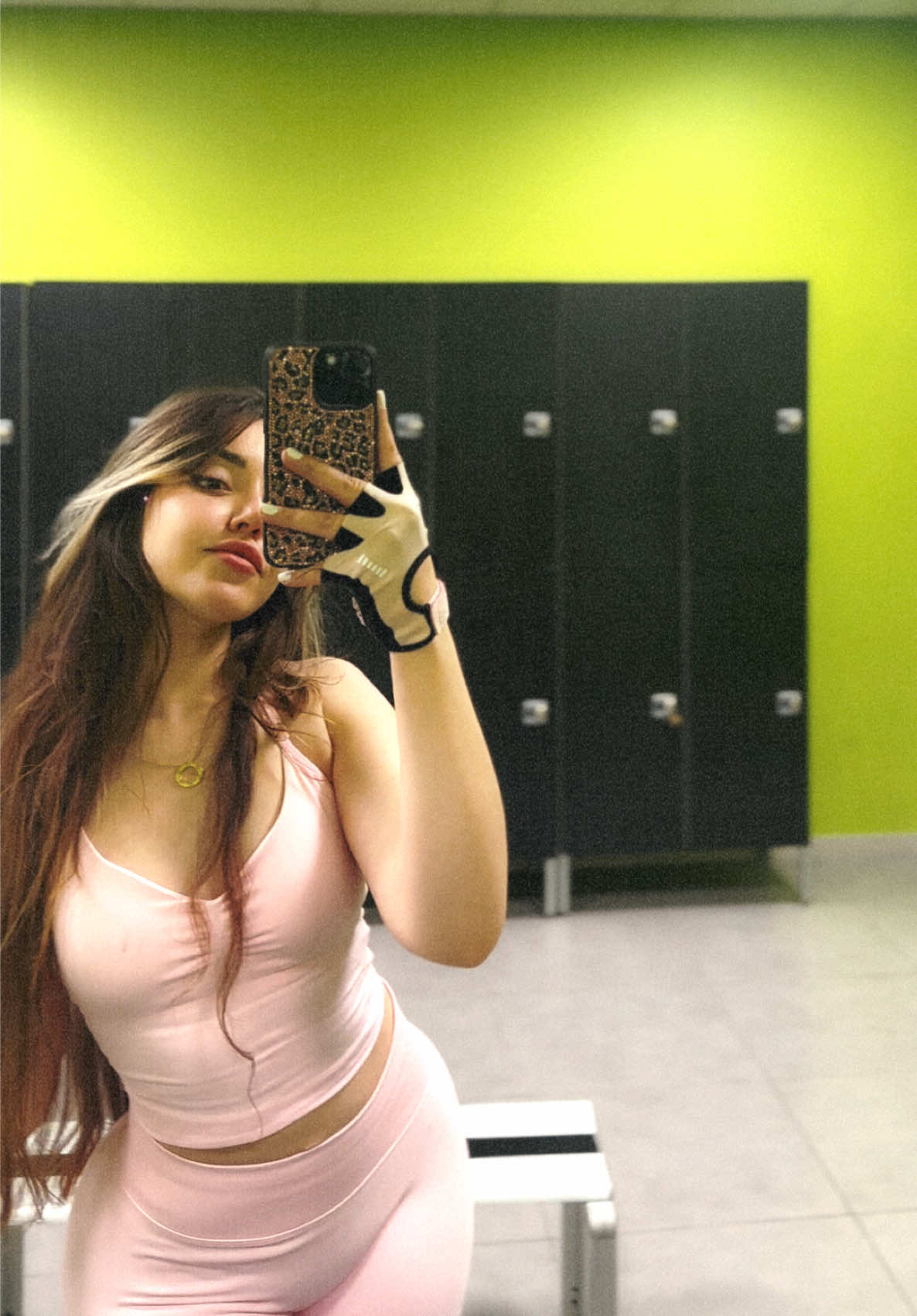 @𝒴𝒜𝒮𝑀𝐼𝒩𝐸