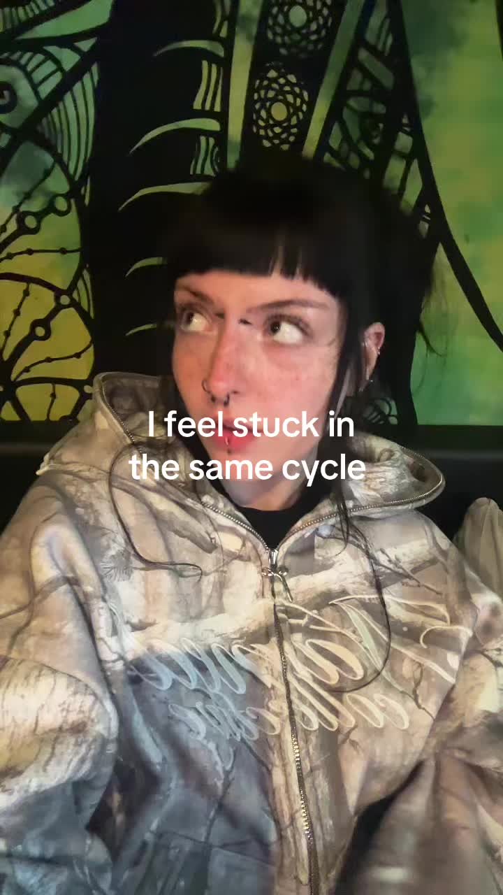 @Aphen🧟♀️