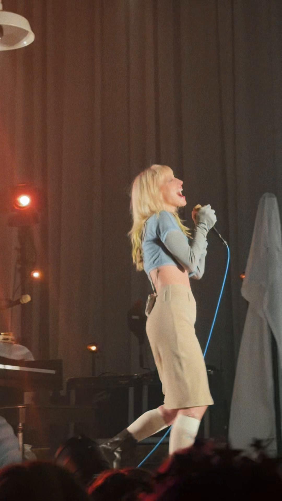 @libbydilauro_