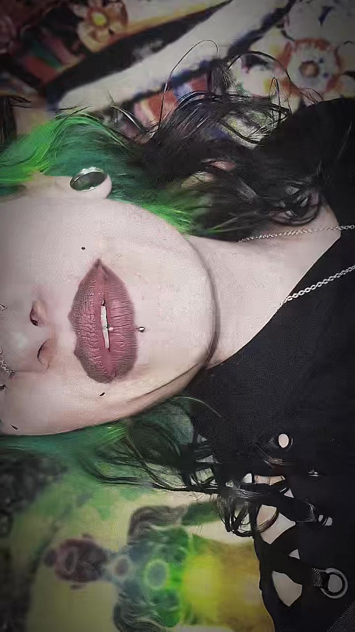 @little_blvck_angel_13