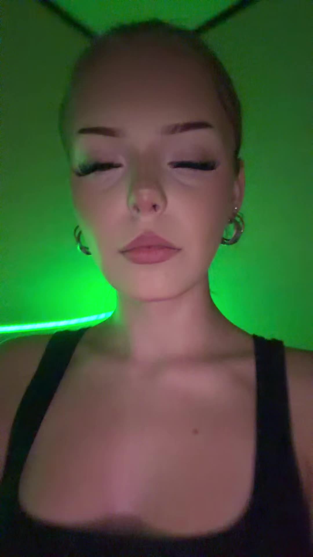 @eyeiris23