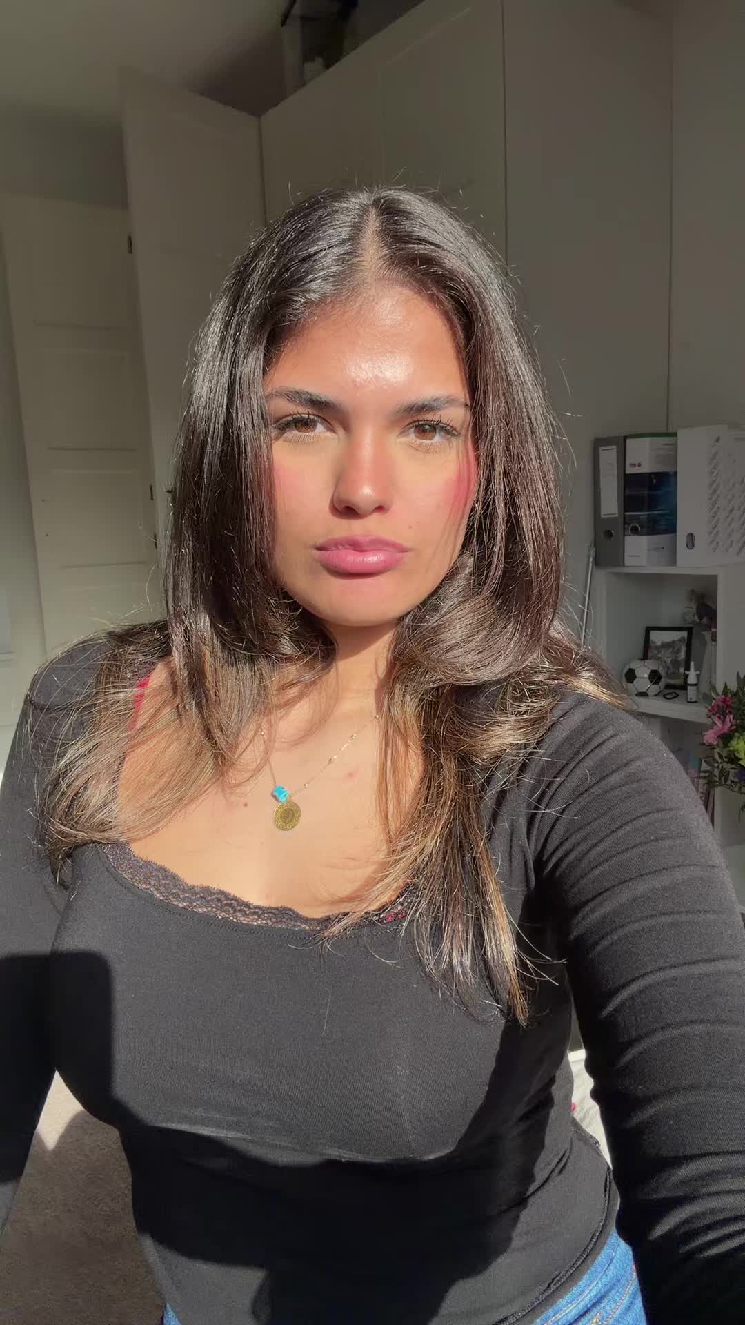 @ayesha