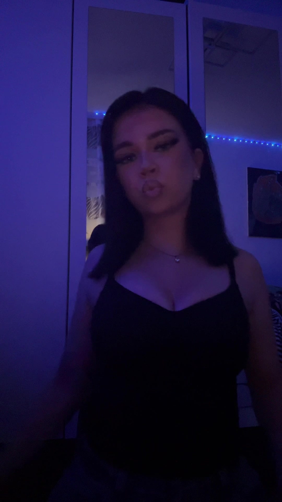 @🌑