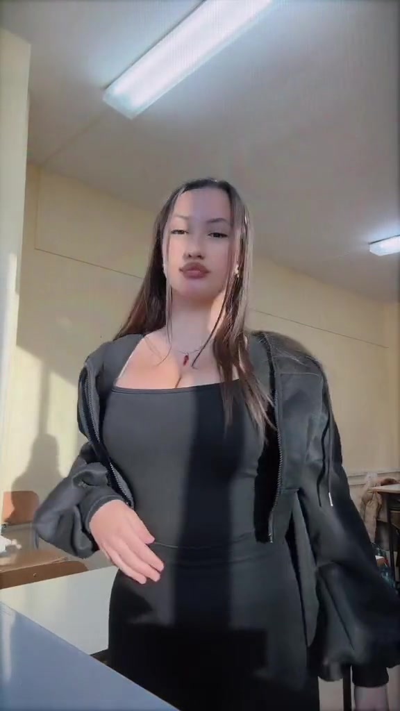 @🌖