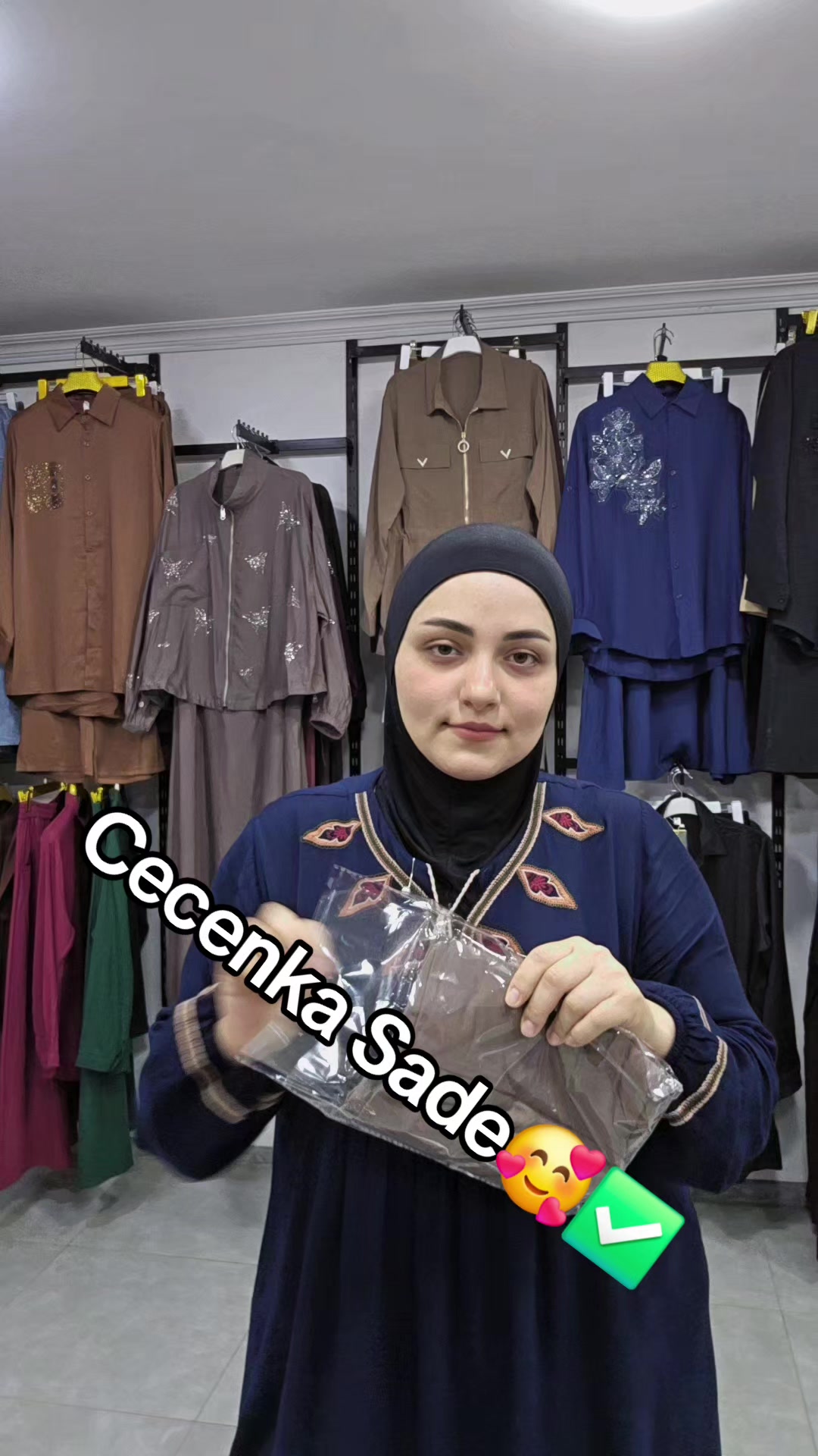 @Amina Hijab