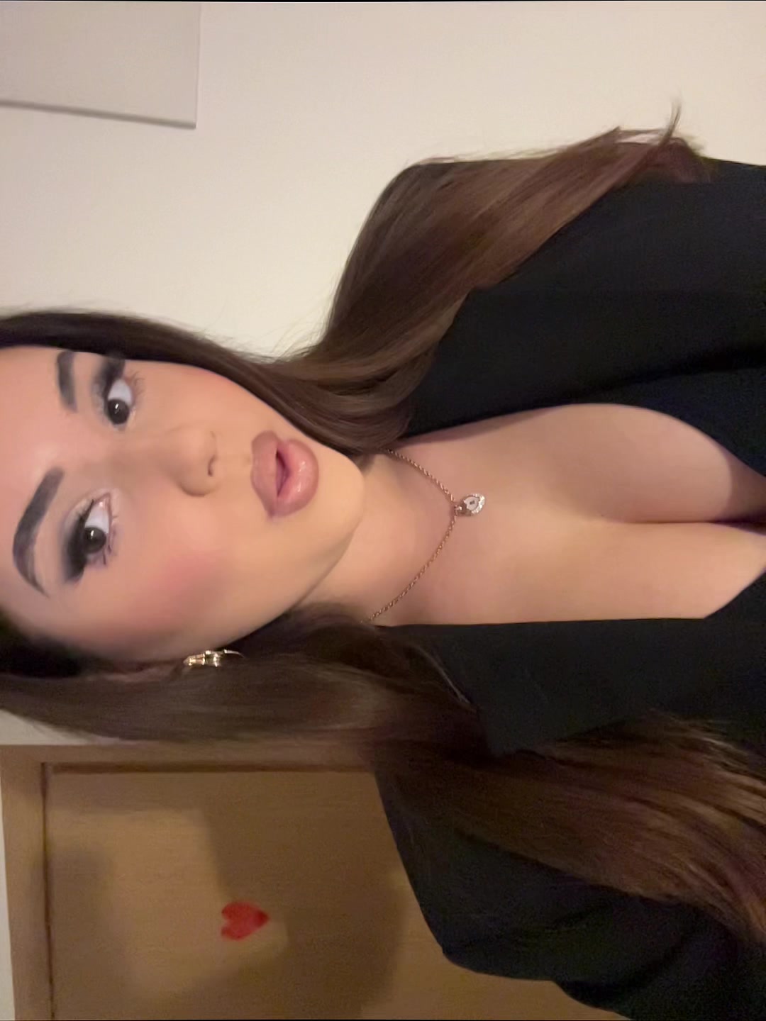 @Ema🎀