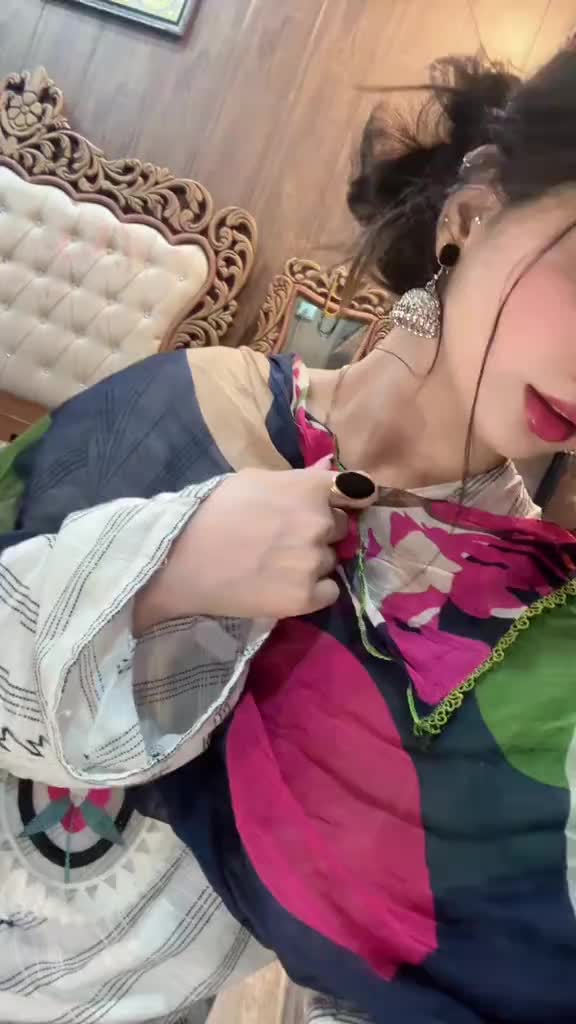 @🖤