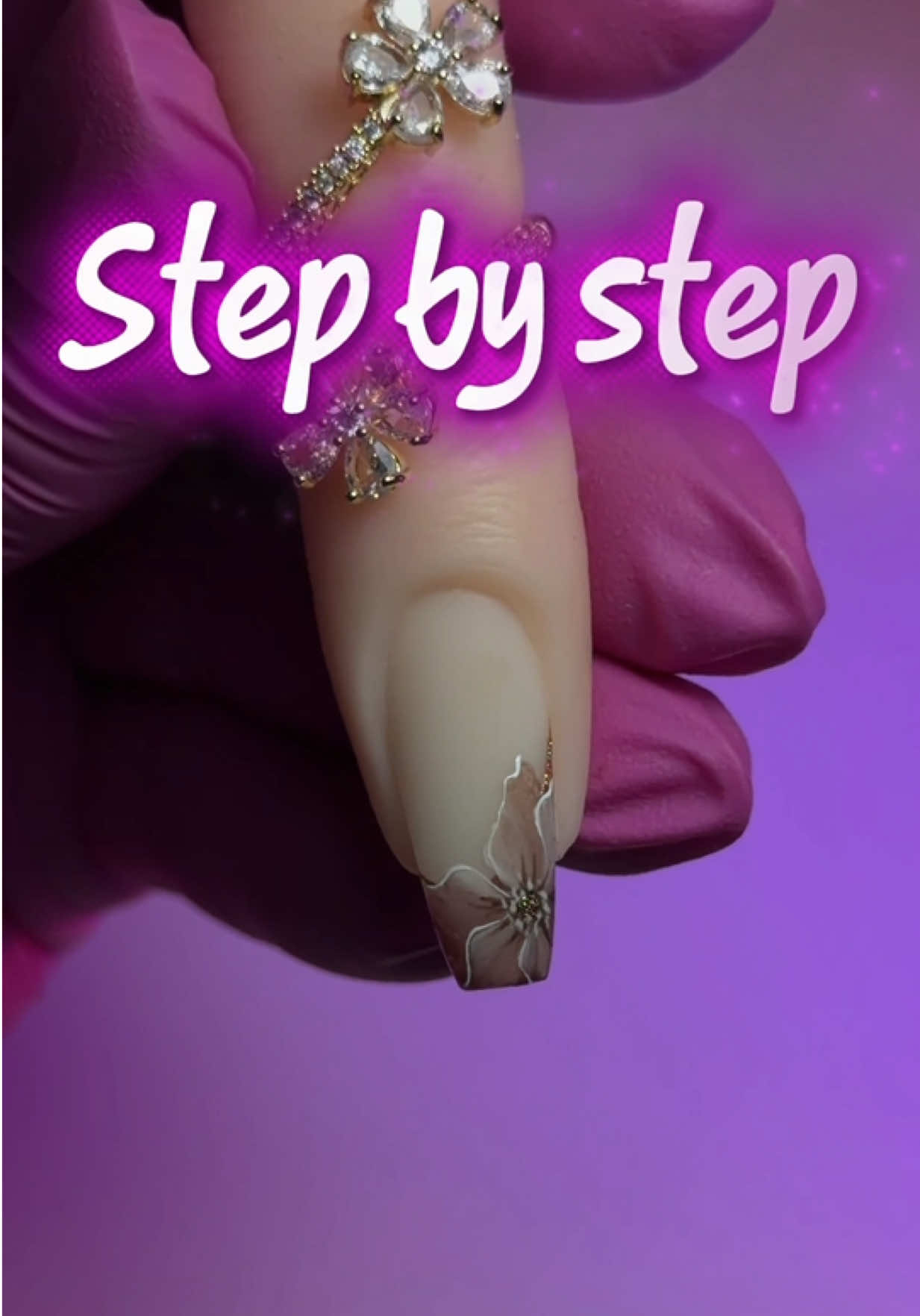 @ViolaViolett_NailArtist