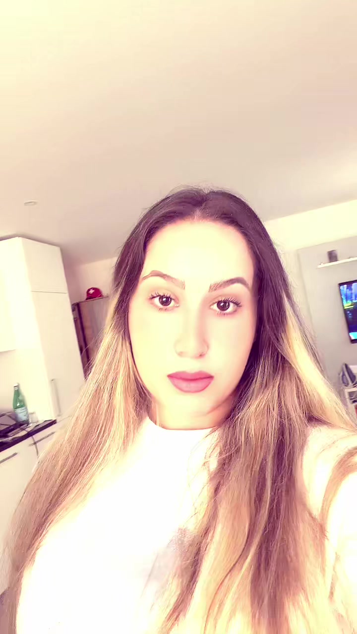 @A L E X A N D R A 🍯